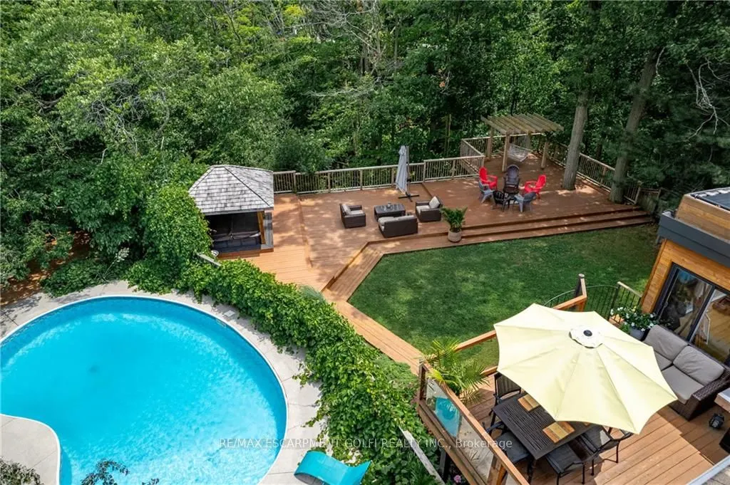 39 Hilts Drive