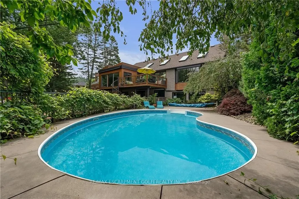 39 Hilts Drive