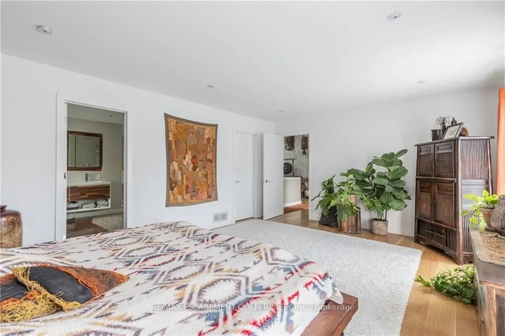 39 Hilts Drive