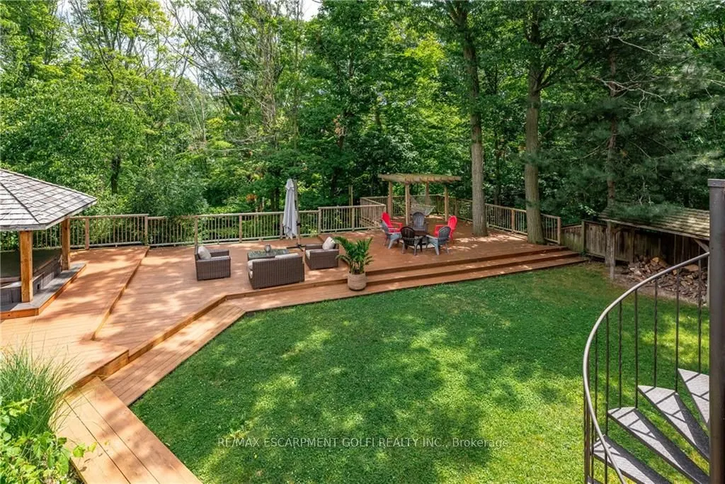 39 Hilts Drive