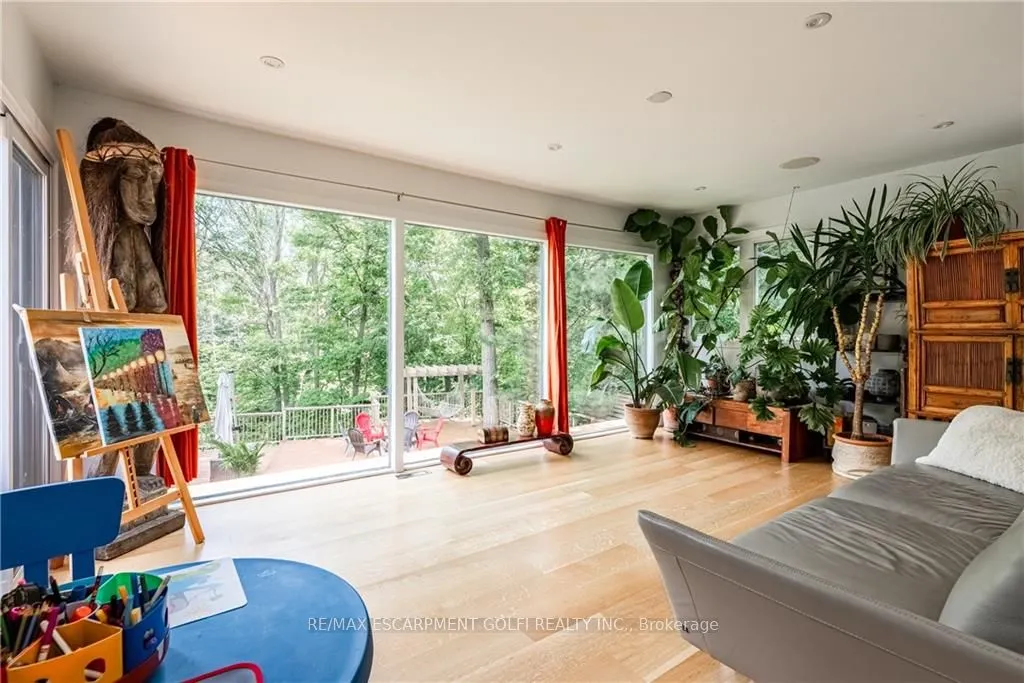 39 Hilts Drive