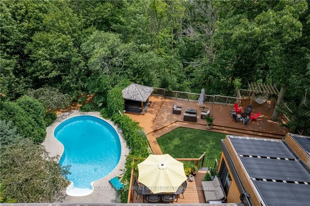 39 Hilts Drive