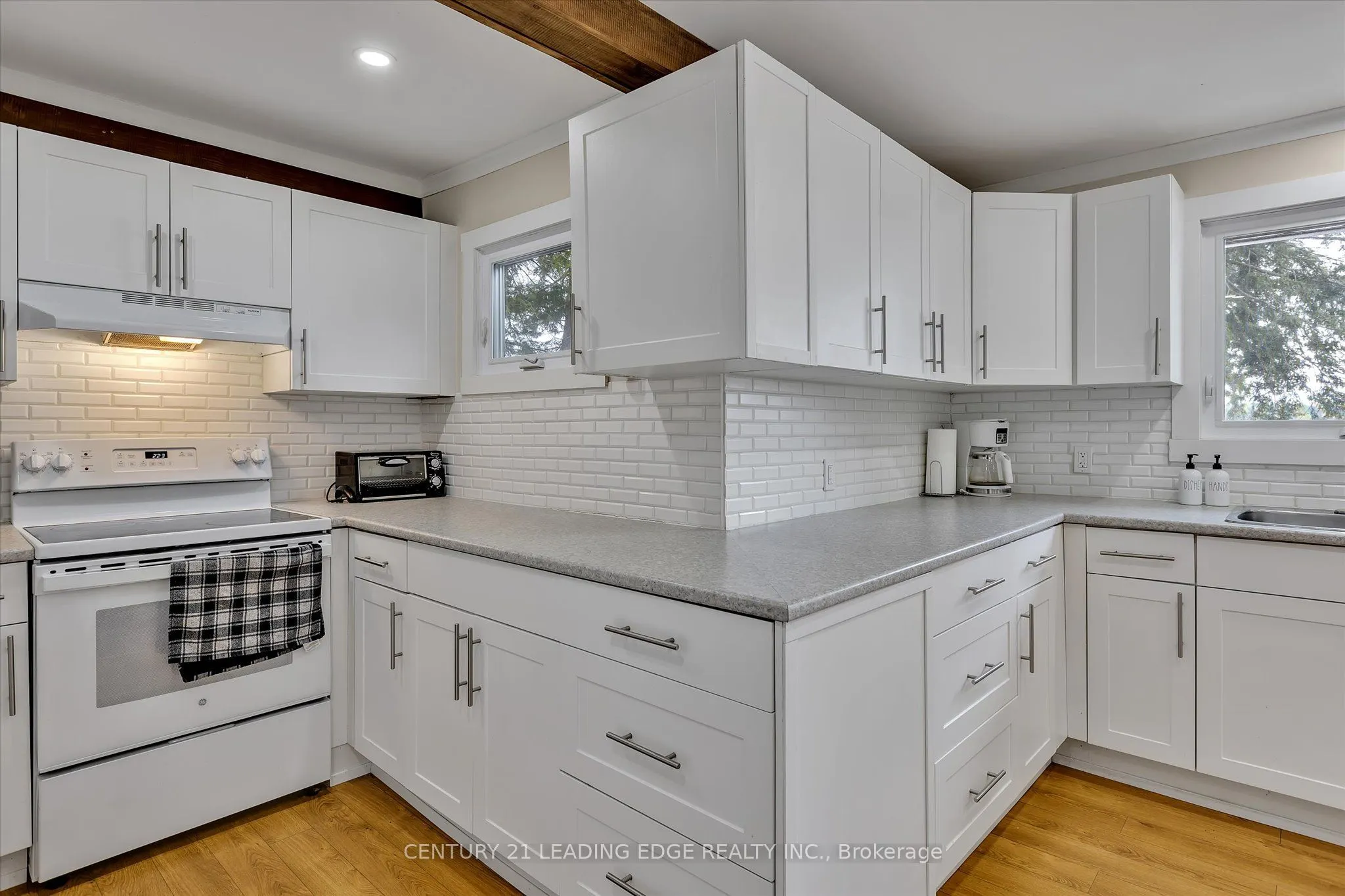 1963 WHITE LAKE Road W