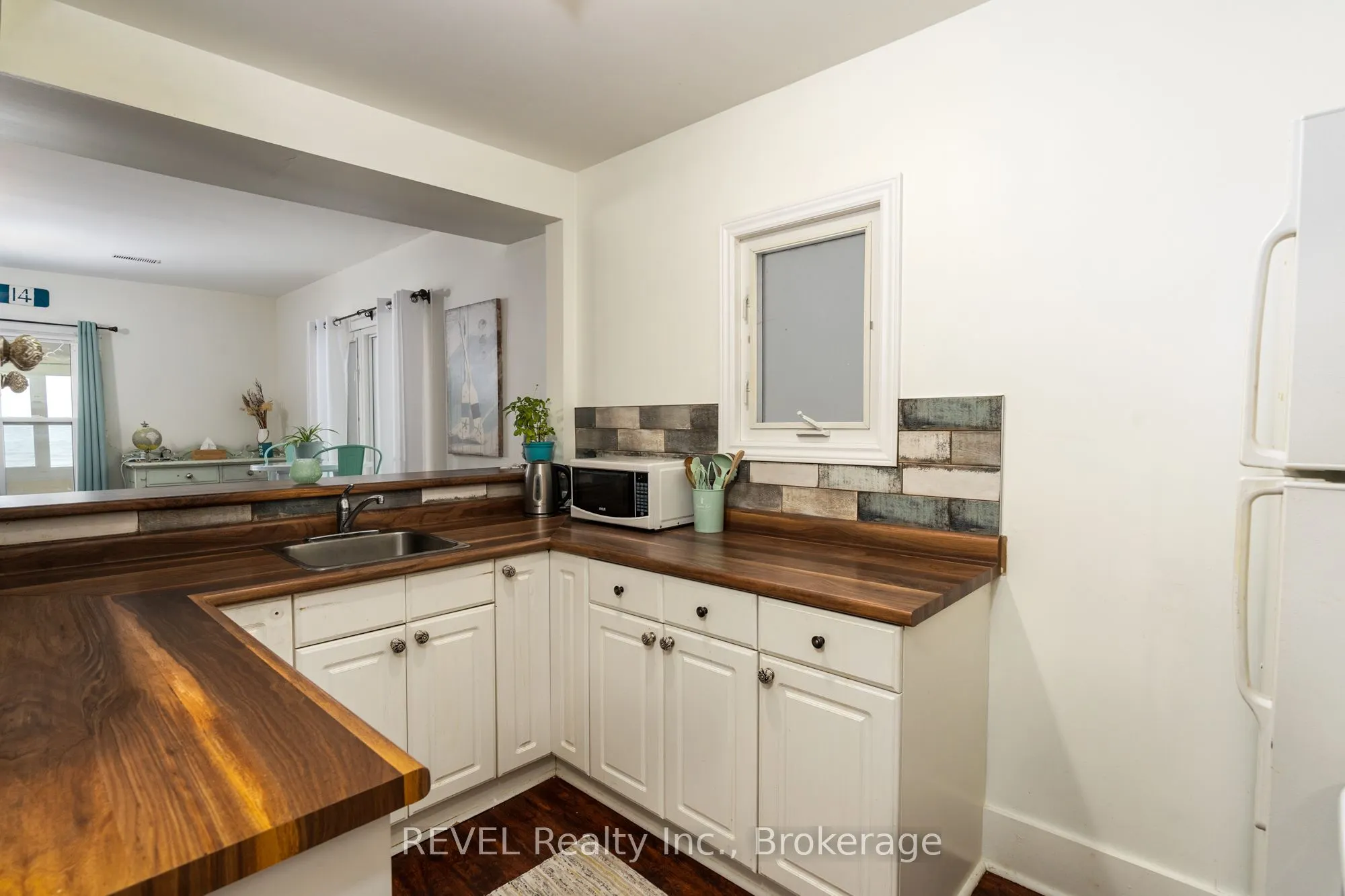 3819 Terrace Lane