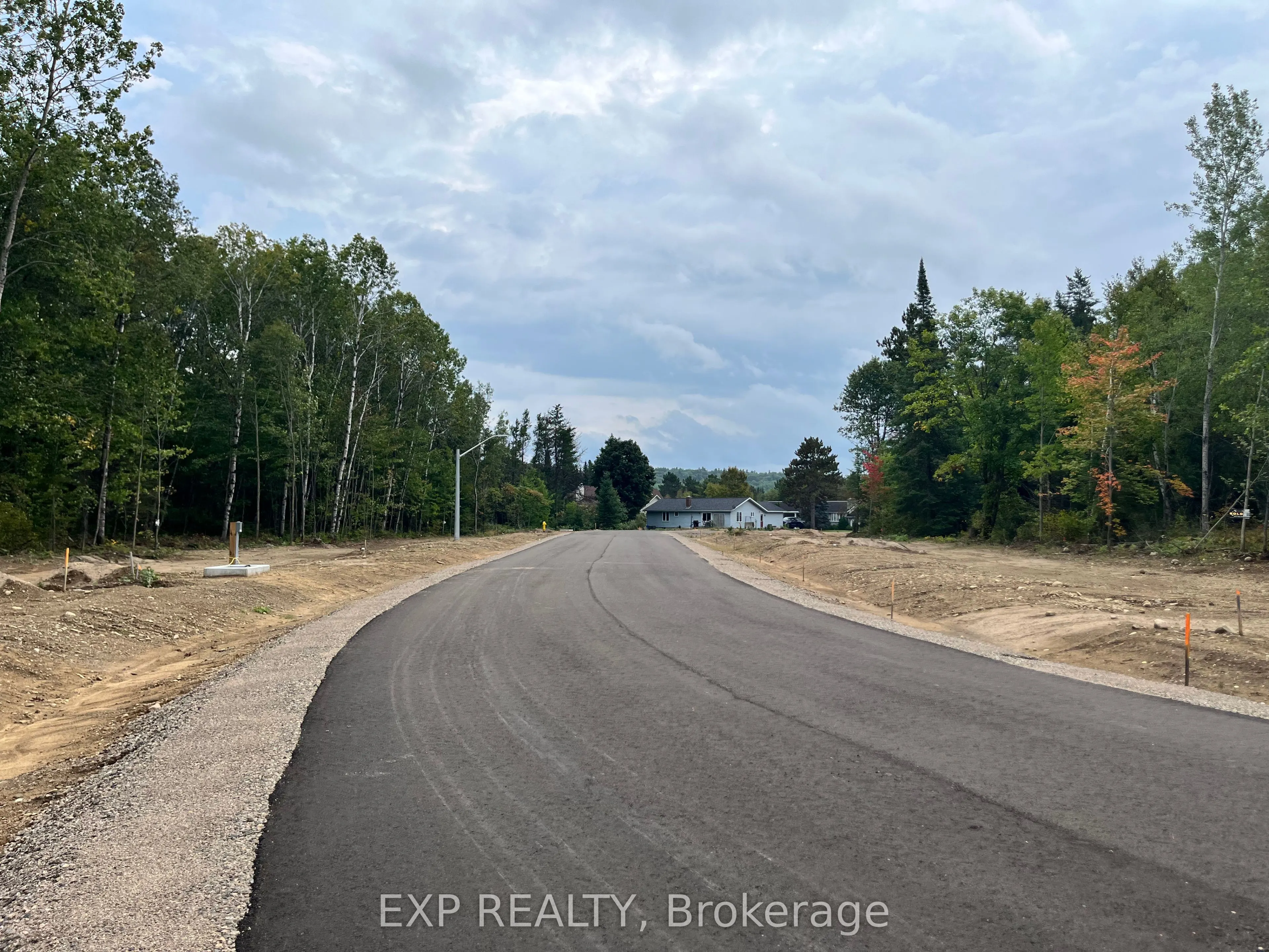 Lot 37 Yantha Crescent