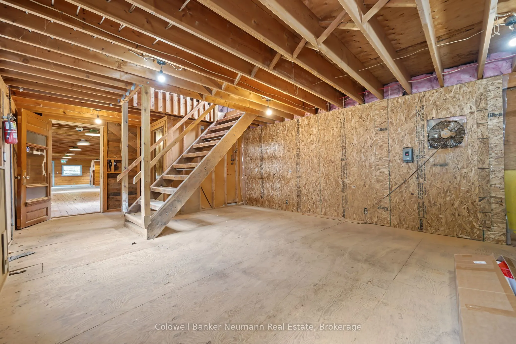 52 Brock Road S