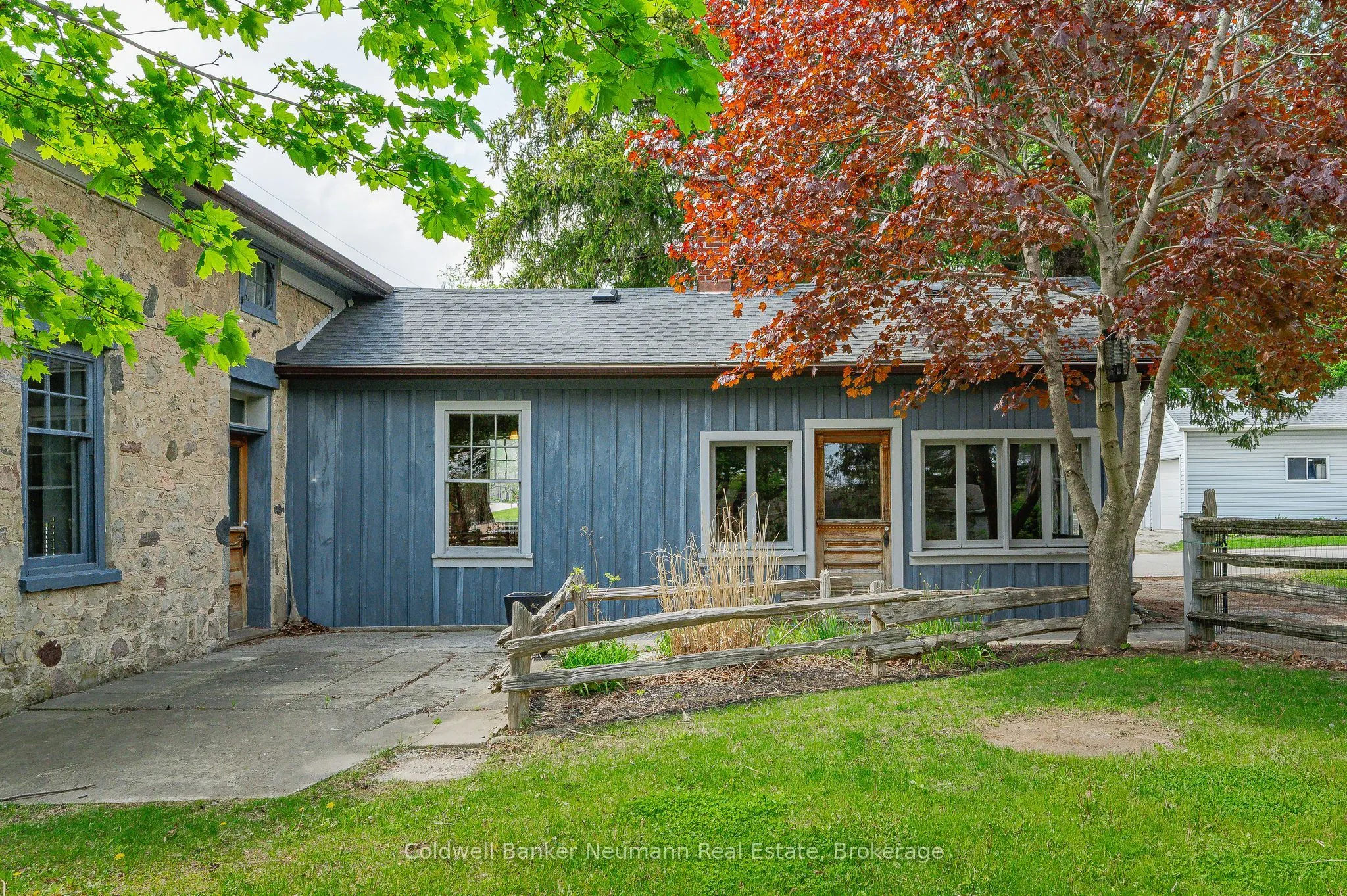 52 Brock Road S