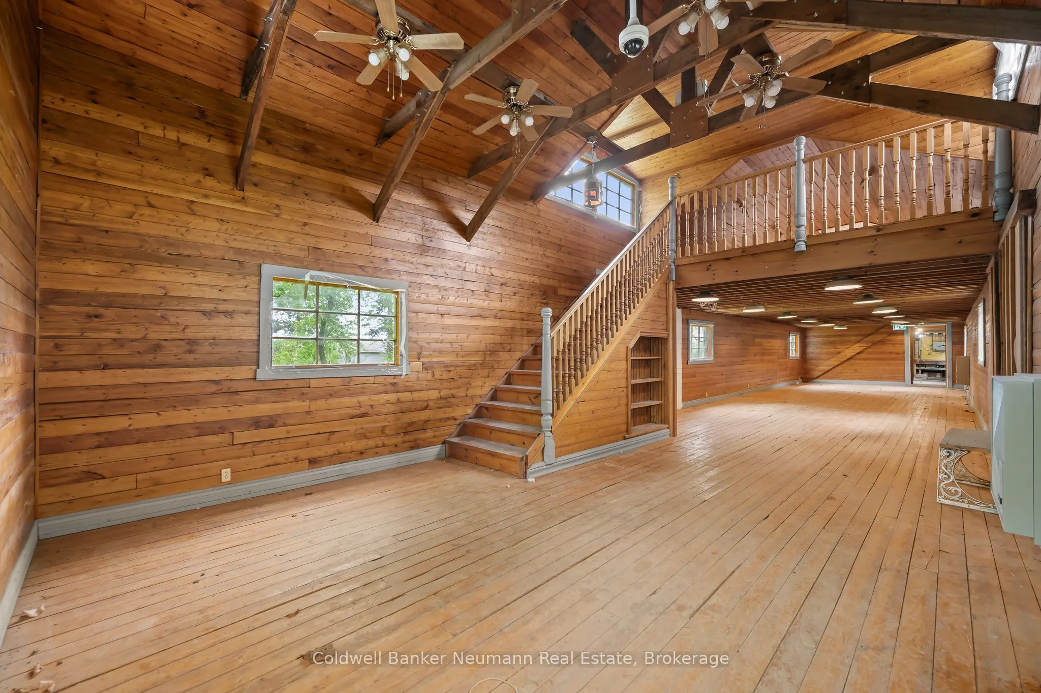 52 Brock Road S