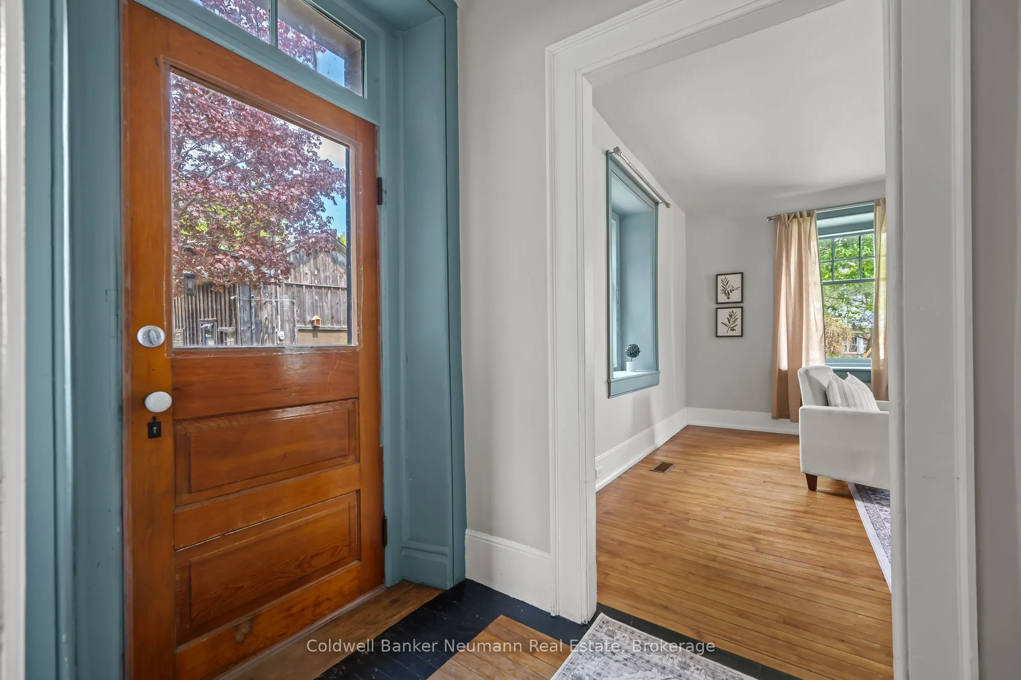 52 Brock Road S
