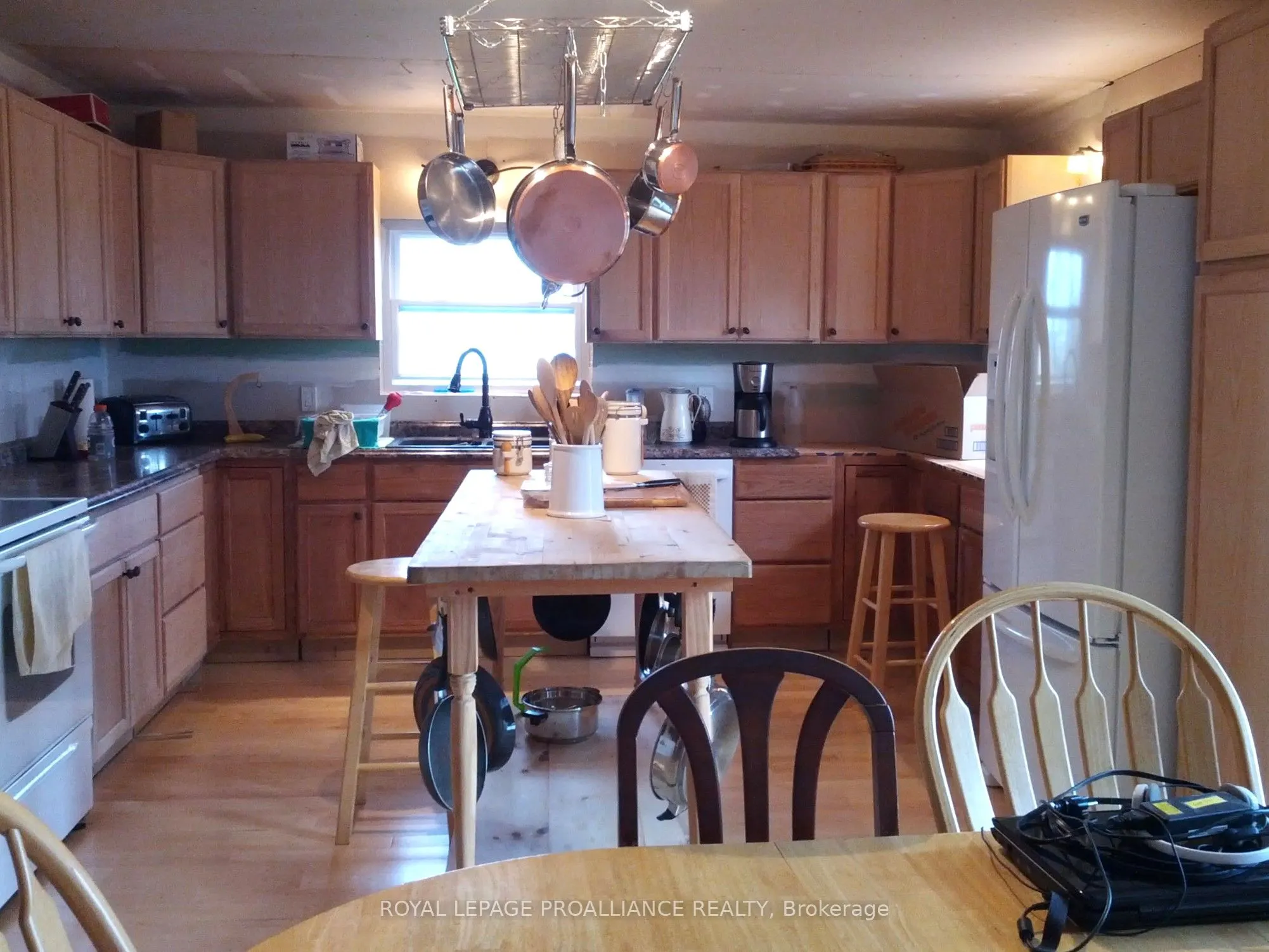 2432 B County 8 Road S