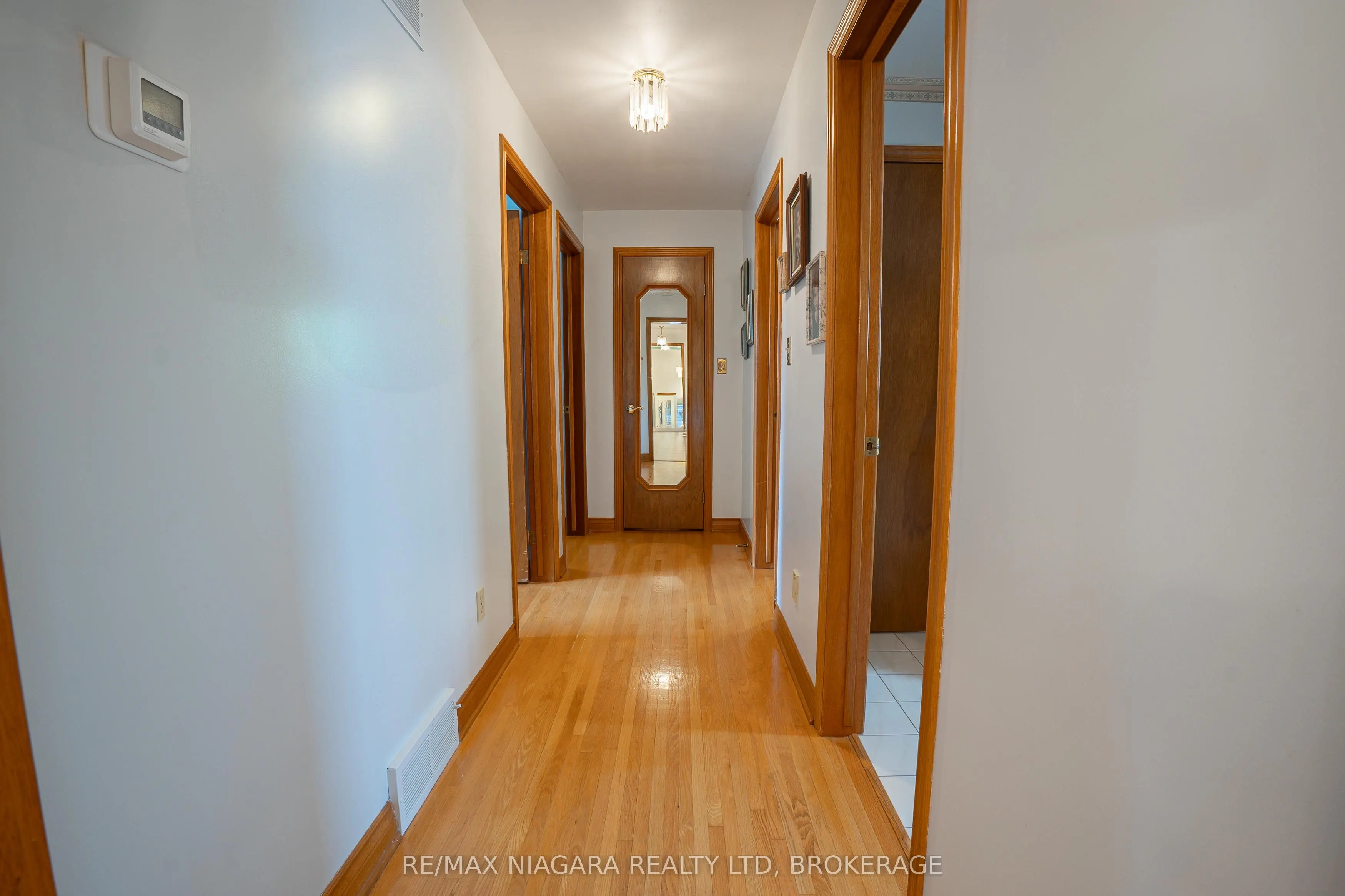 12 Fern Gate