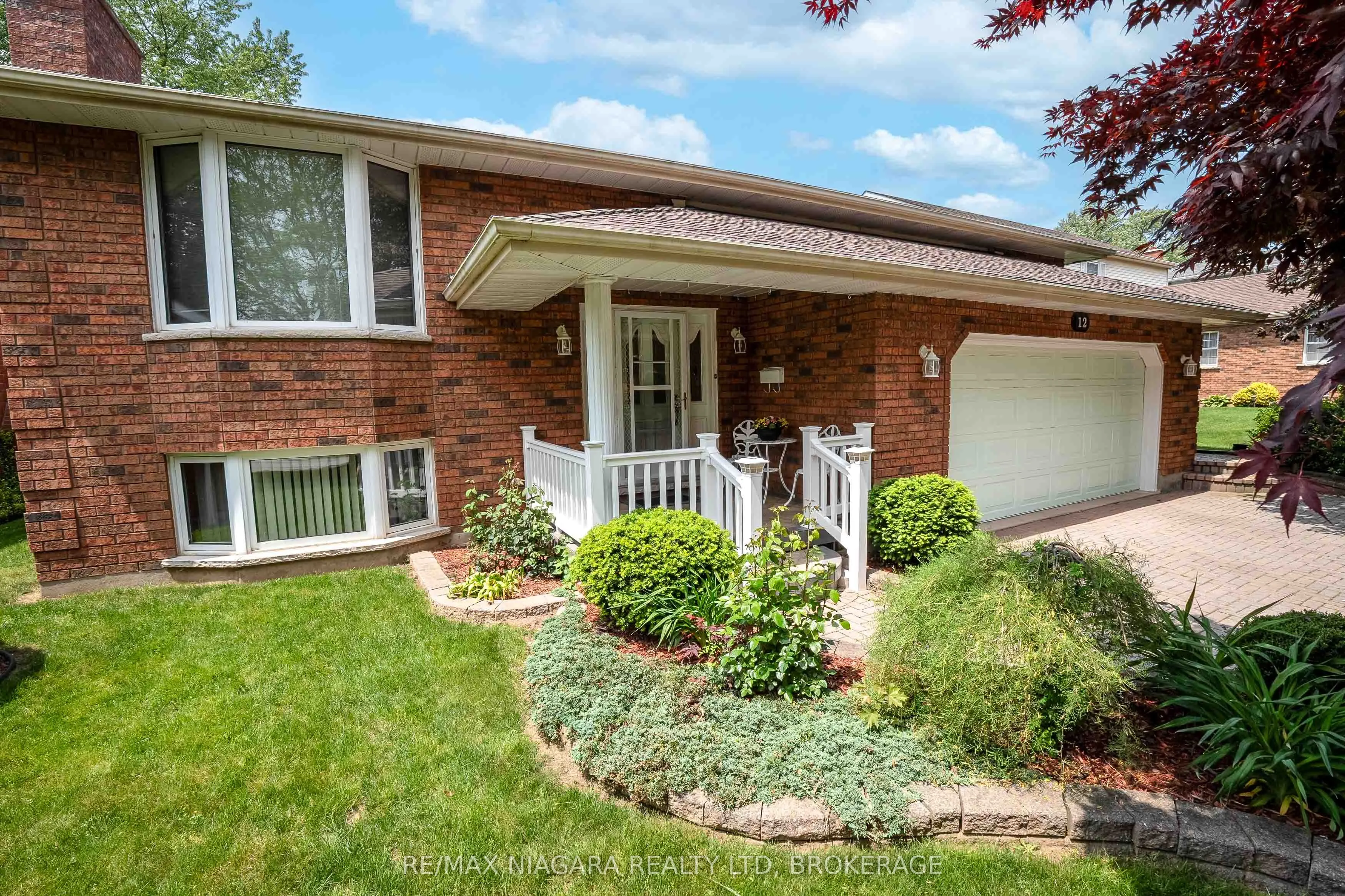 12 Fern Gate