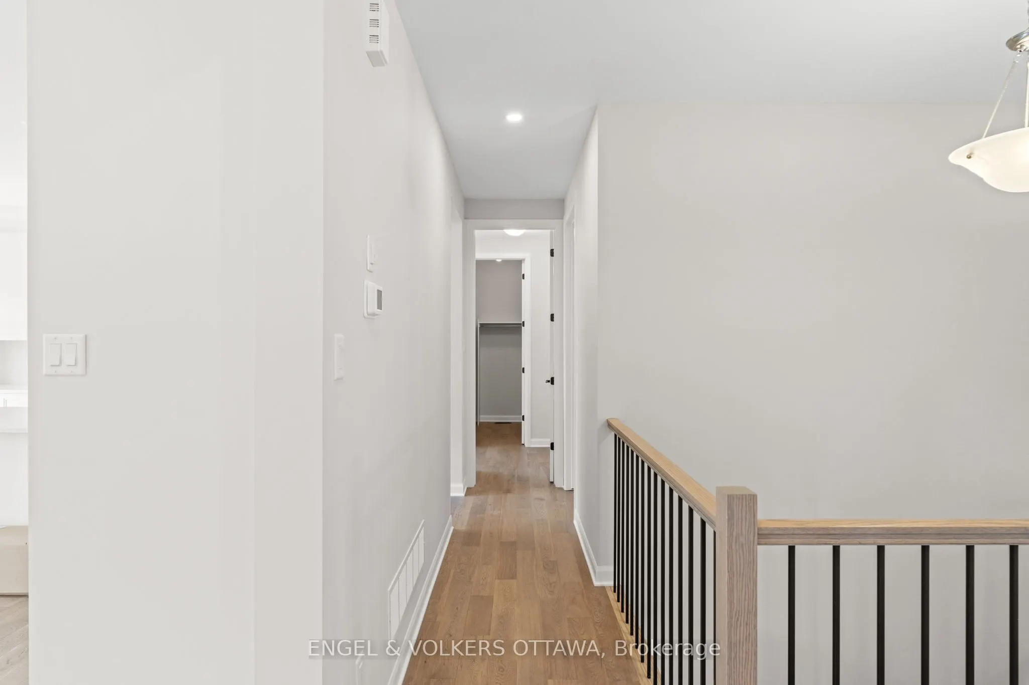 119 D'arleux Place