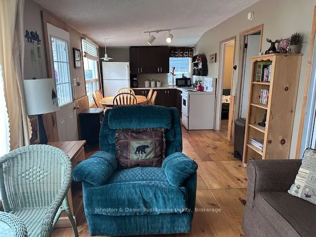 1039 Wonder Beach Road