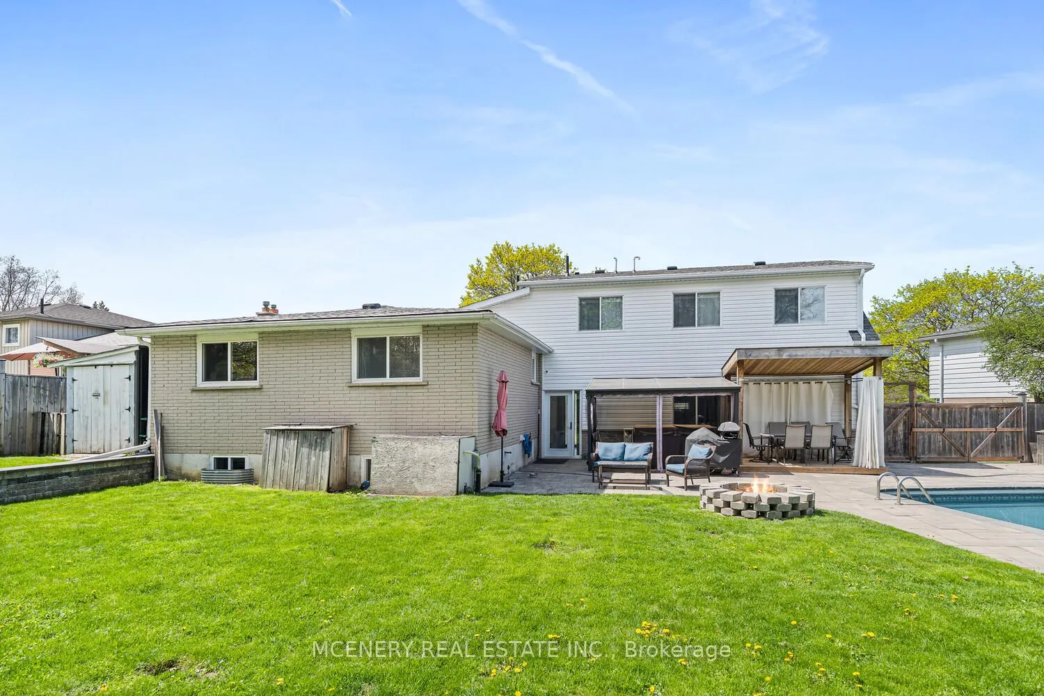 21 ERINDALE Drive