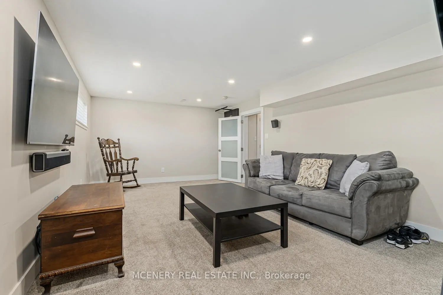 21 ERINDALE Drive