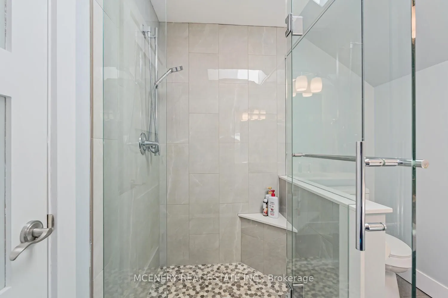 21 ERINDALE Drive