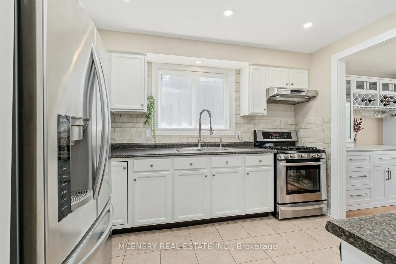 21 ERINDALE Drive