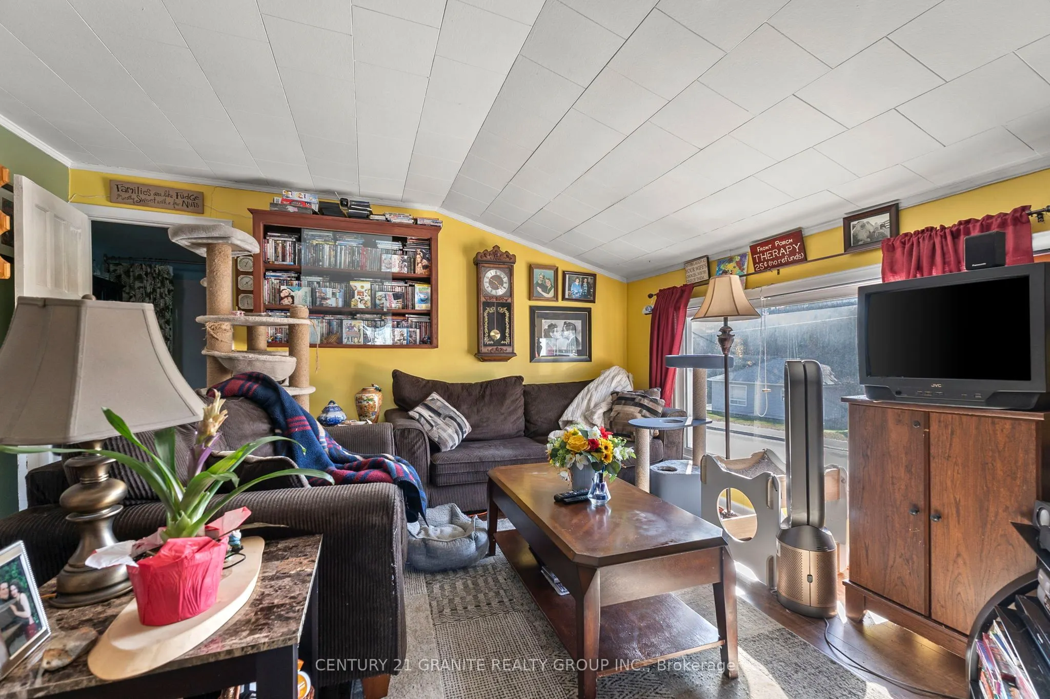 183 Hastings Street N