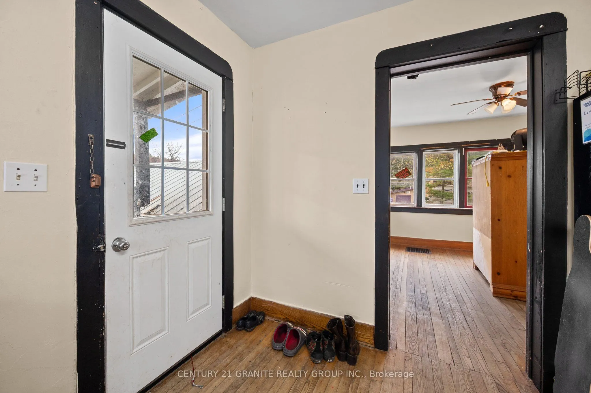 183 Hastings Street N