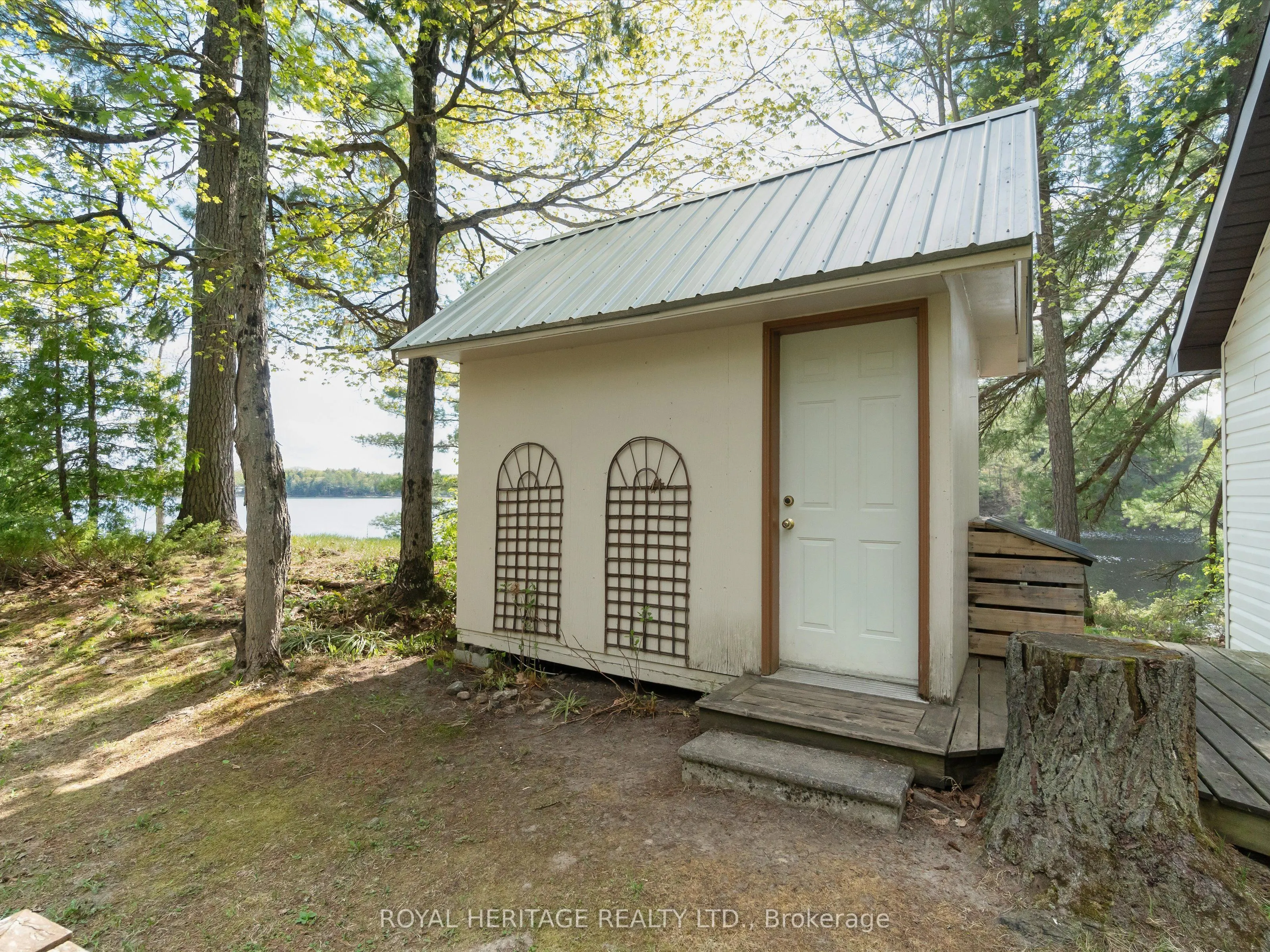 1346 Wahta #2 Road S