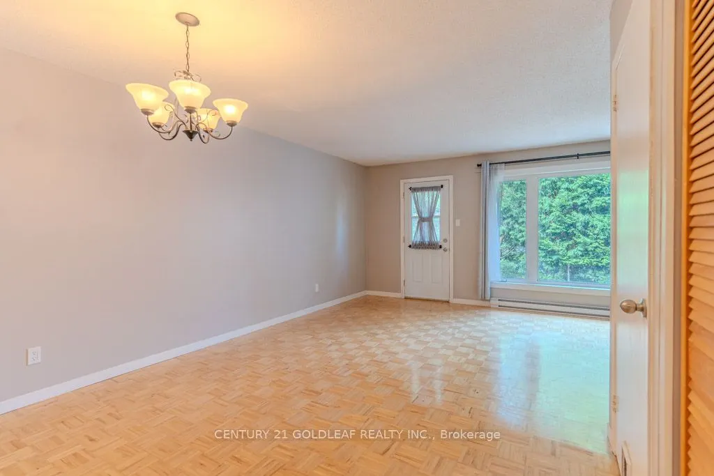 1342 Cedarcroft Crescent, #11