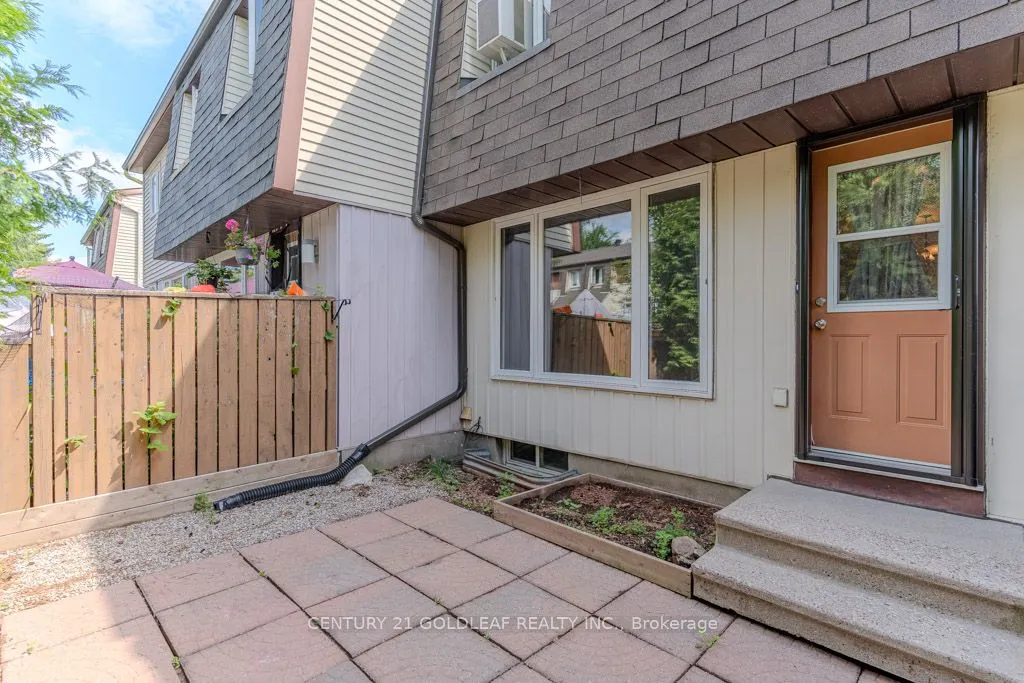 1342 Cedarcroft Crescent, #11