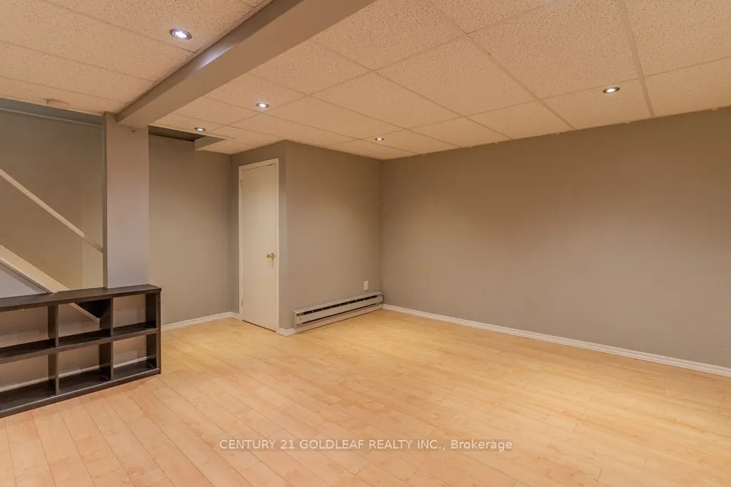 1342 Cedarcroft Crescent, #11