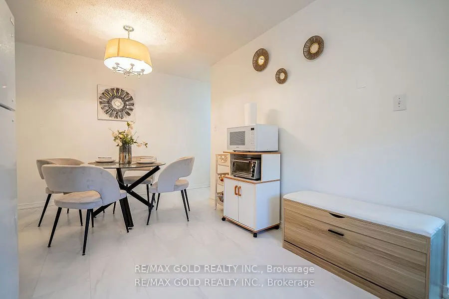 445 Pioneer Drive, #4