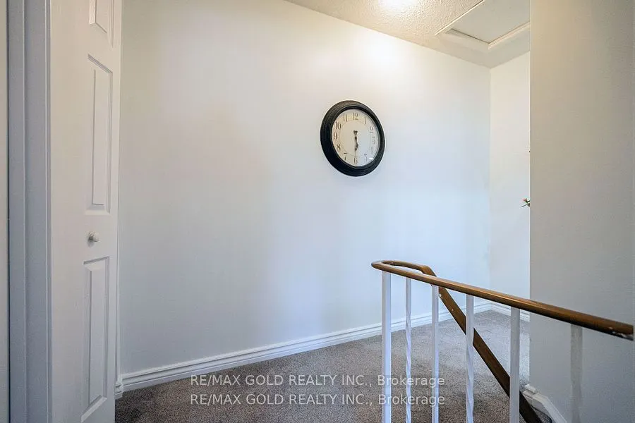 445 Pioneer Drive, #4