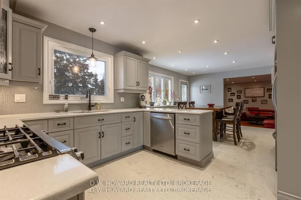 22 Coronation Drive