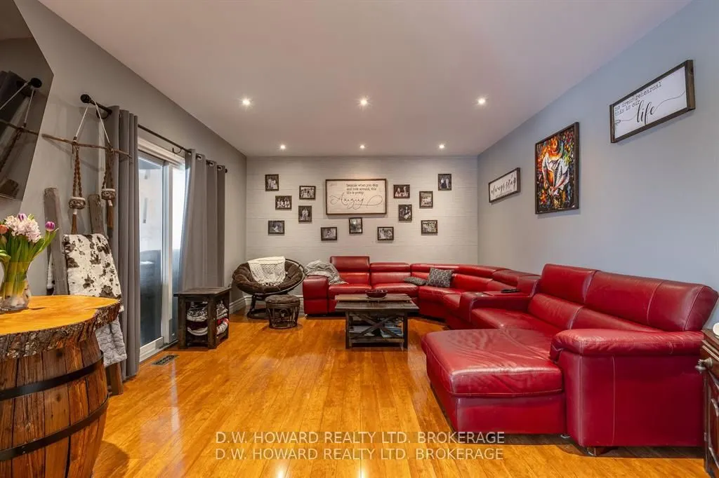 22 Coronation Drive