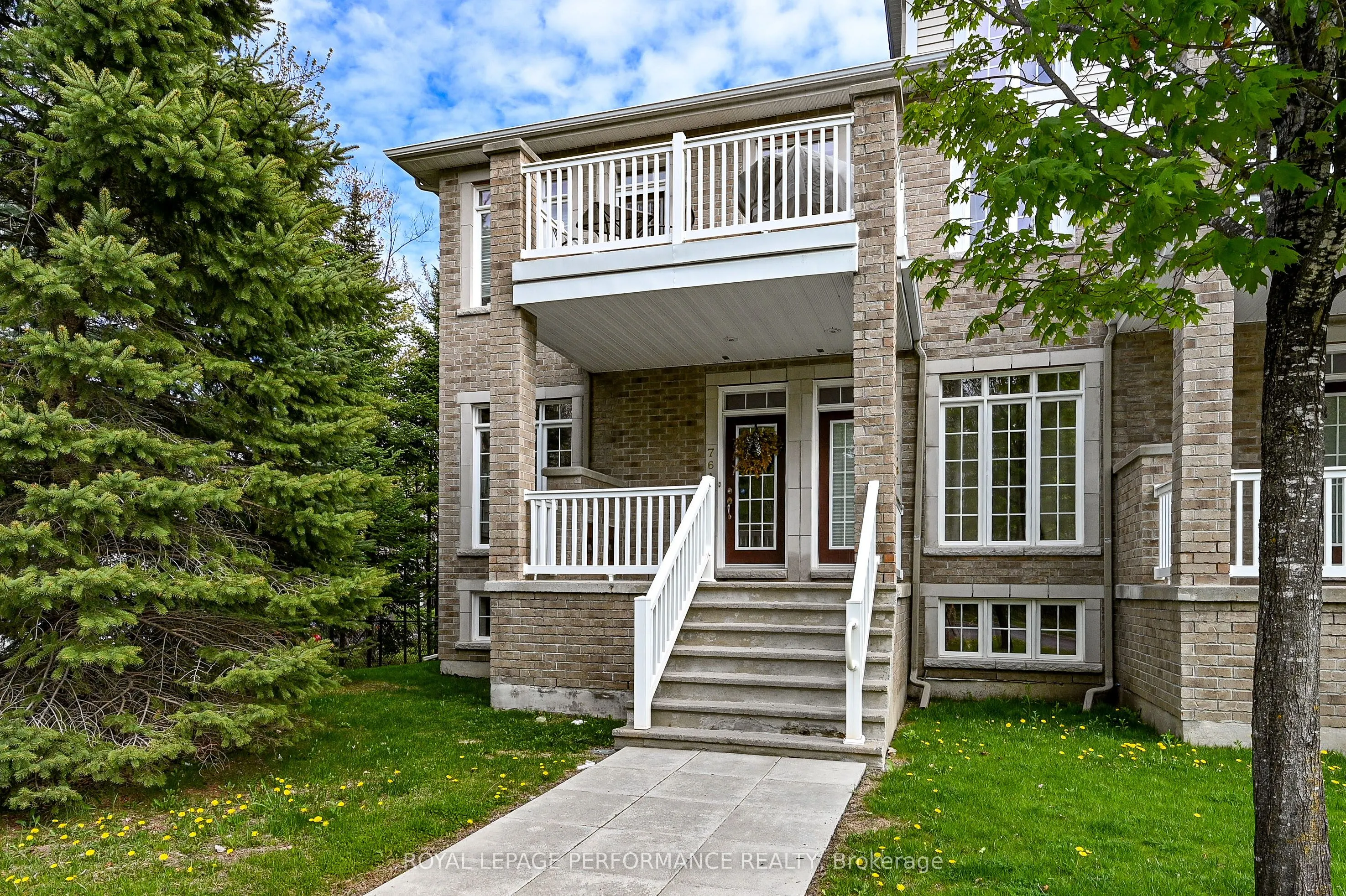 76 Stonehaven Drive, #A
