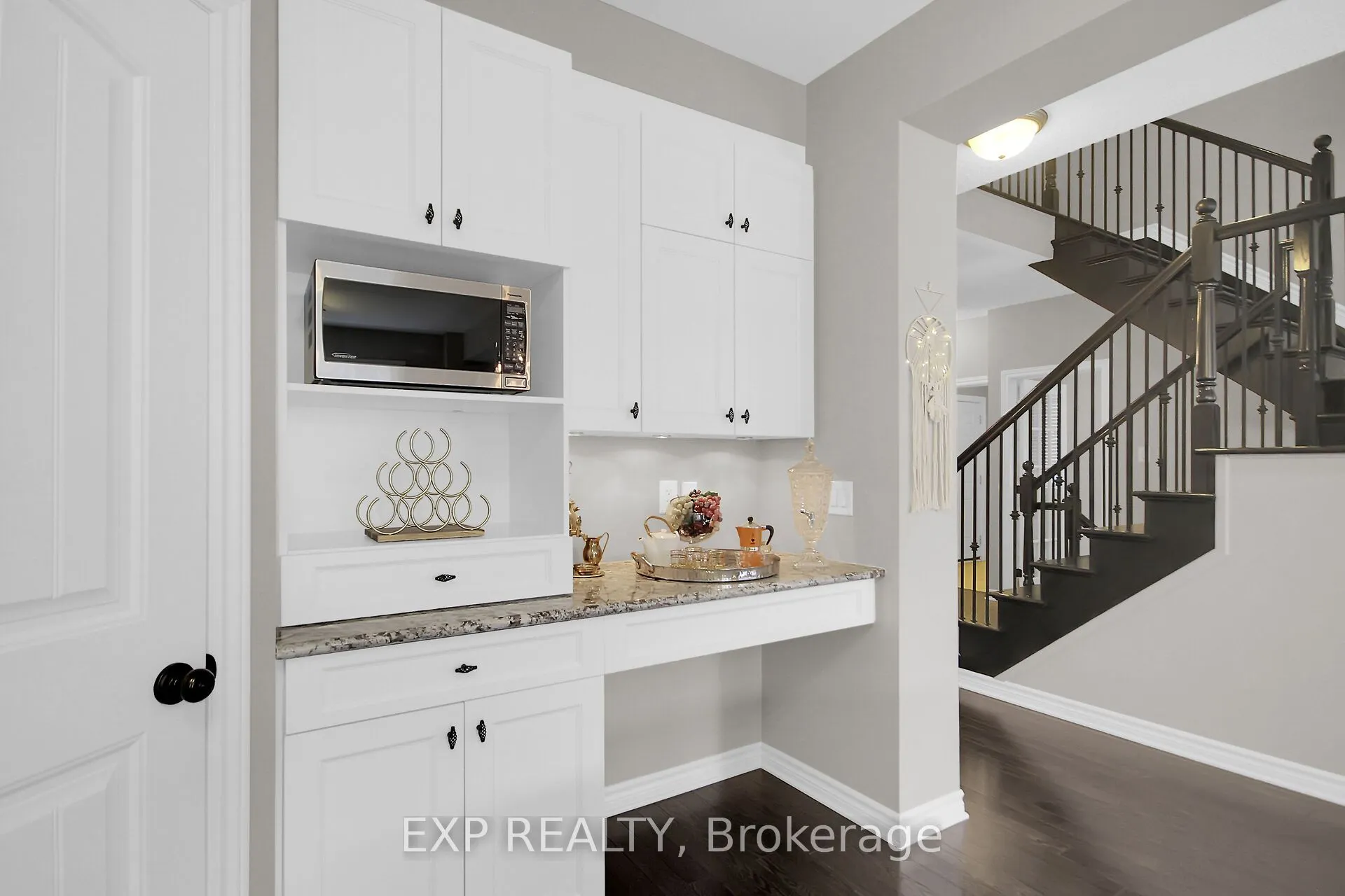 132 Gracewood Crescent