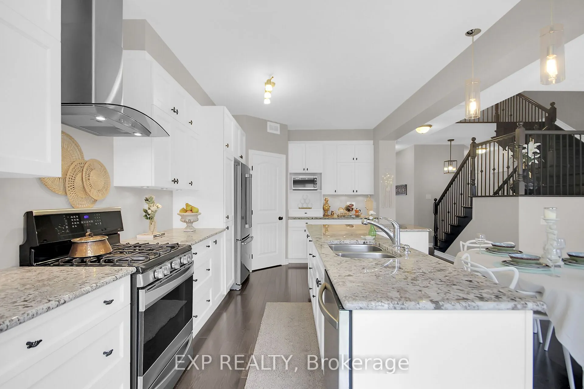 132 Gracewood Crescent