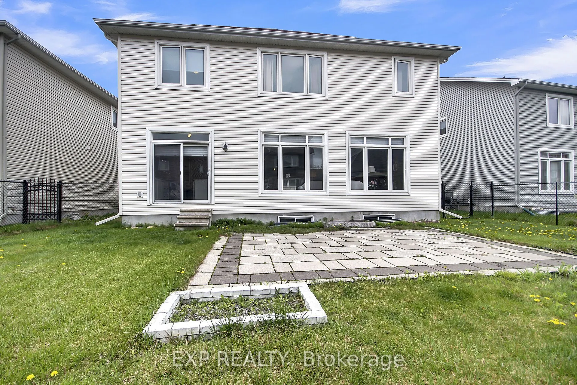 132 Gracewood Crescent
