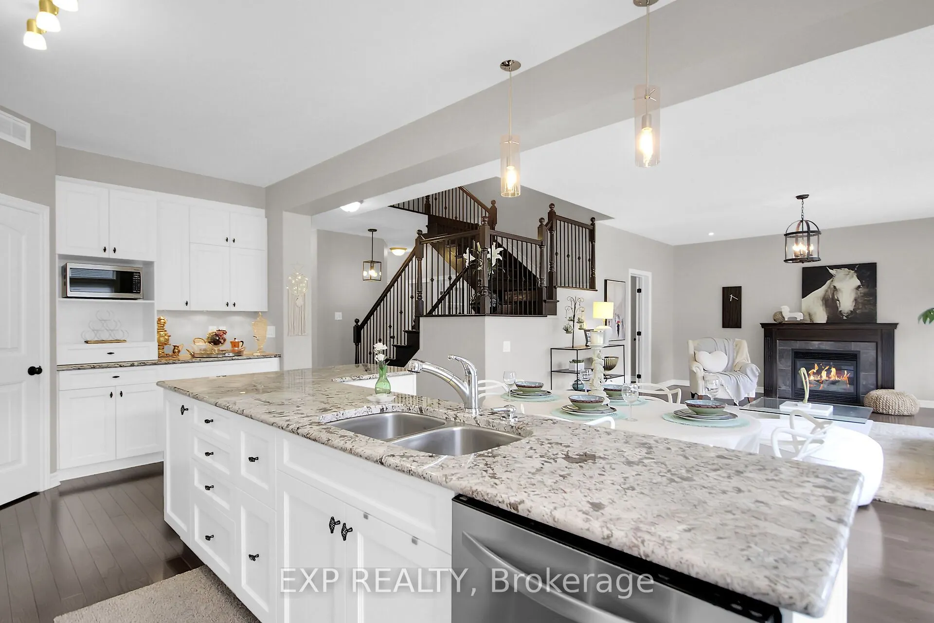 132 Gracewood Crescent