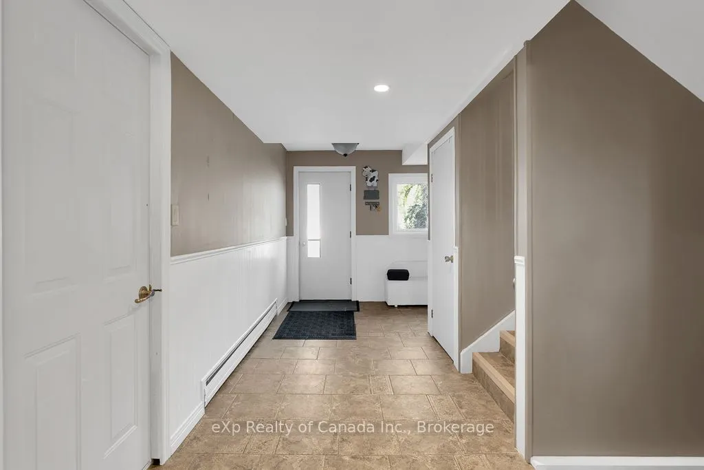 132 North Street E