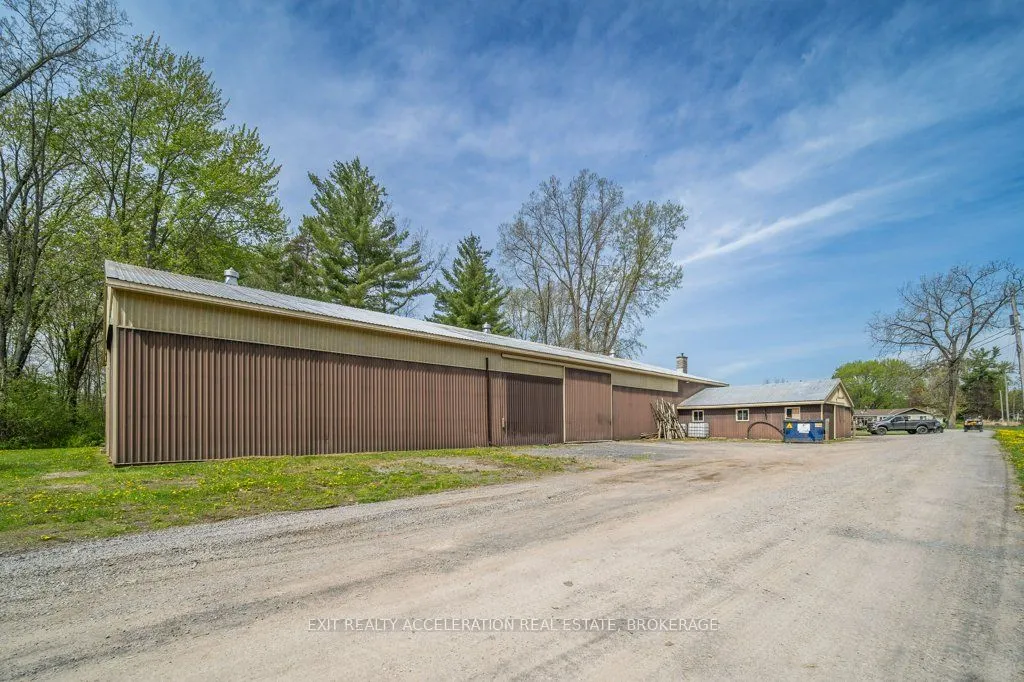 8738 County Road 2 W