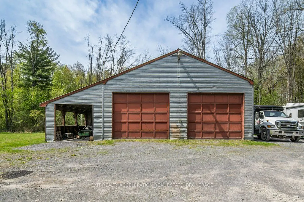 8738 County Road 2 W