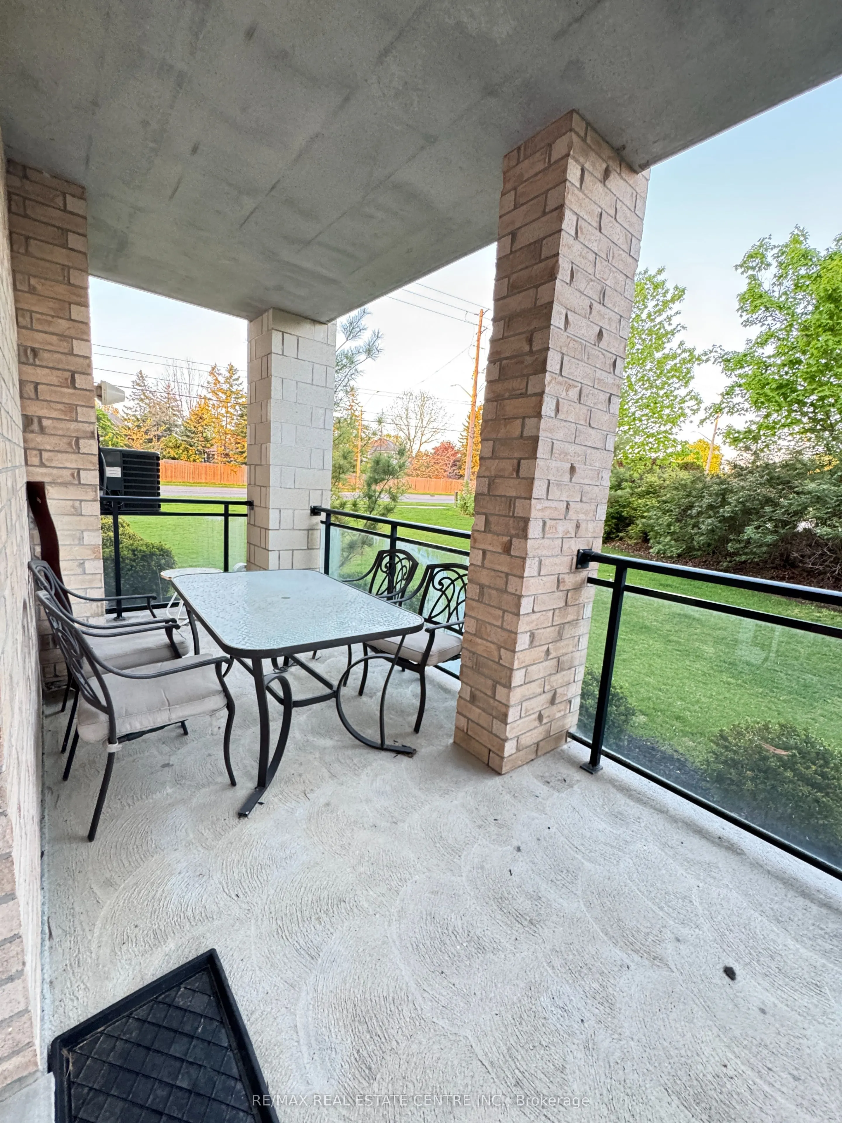 1083 Gordon Street S, #111