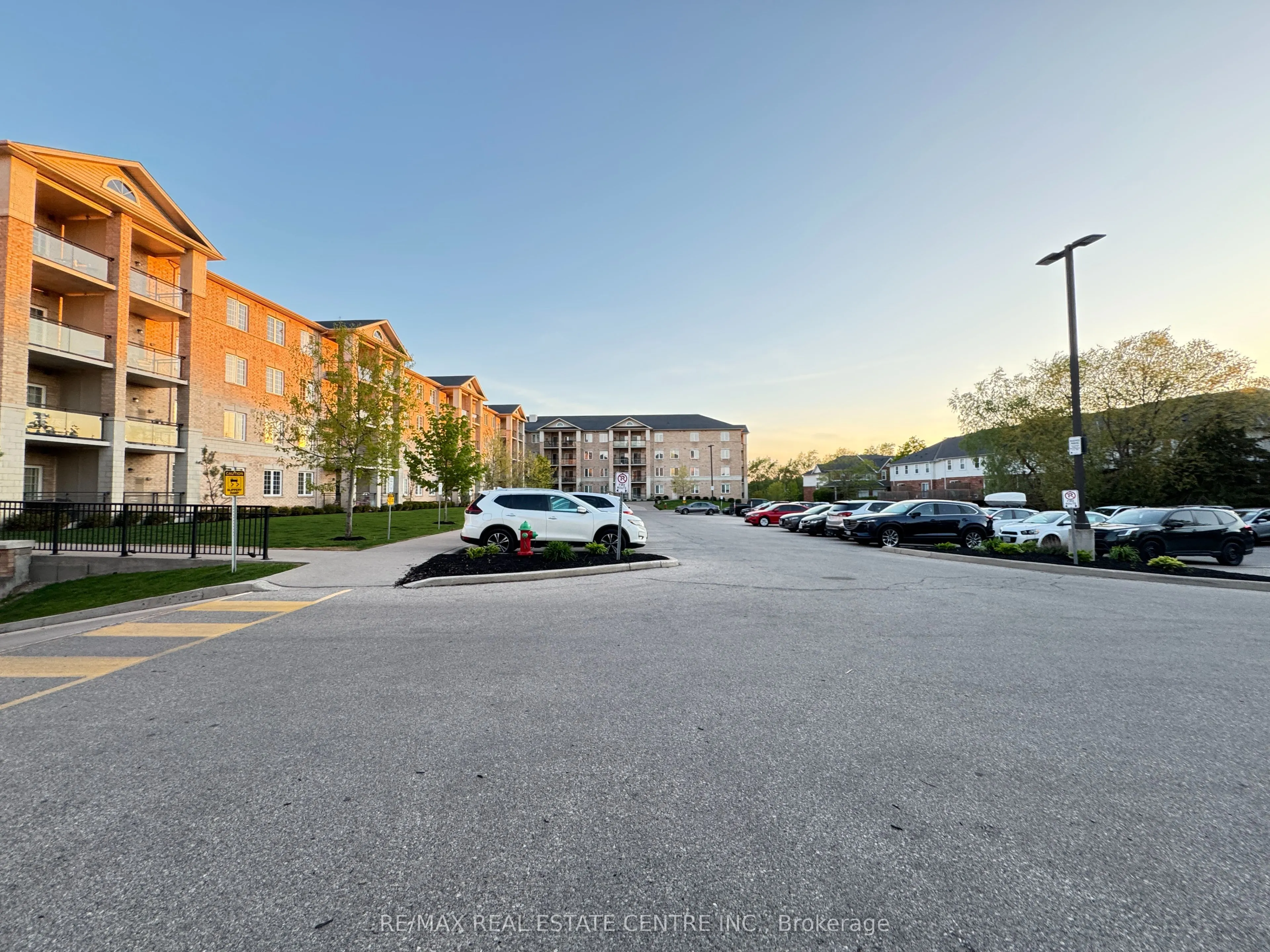 1083 Gordon Street S, #111