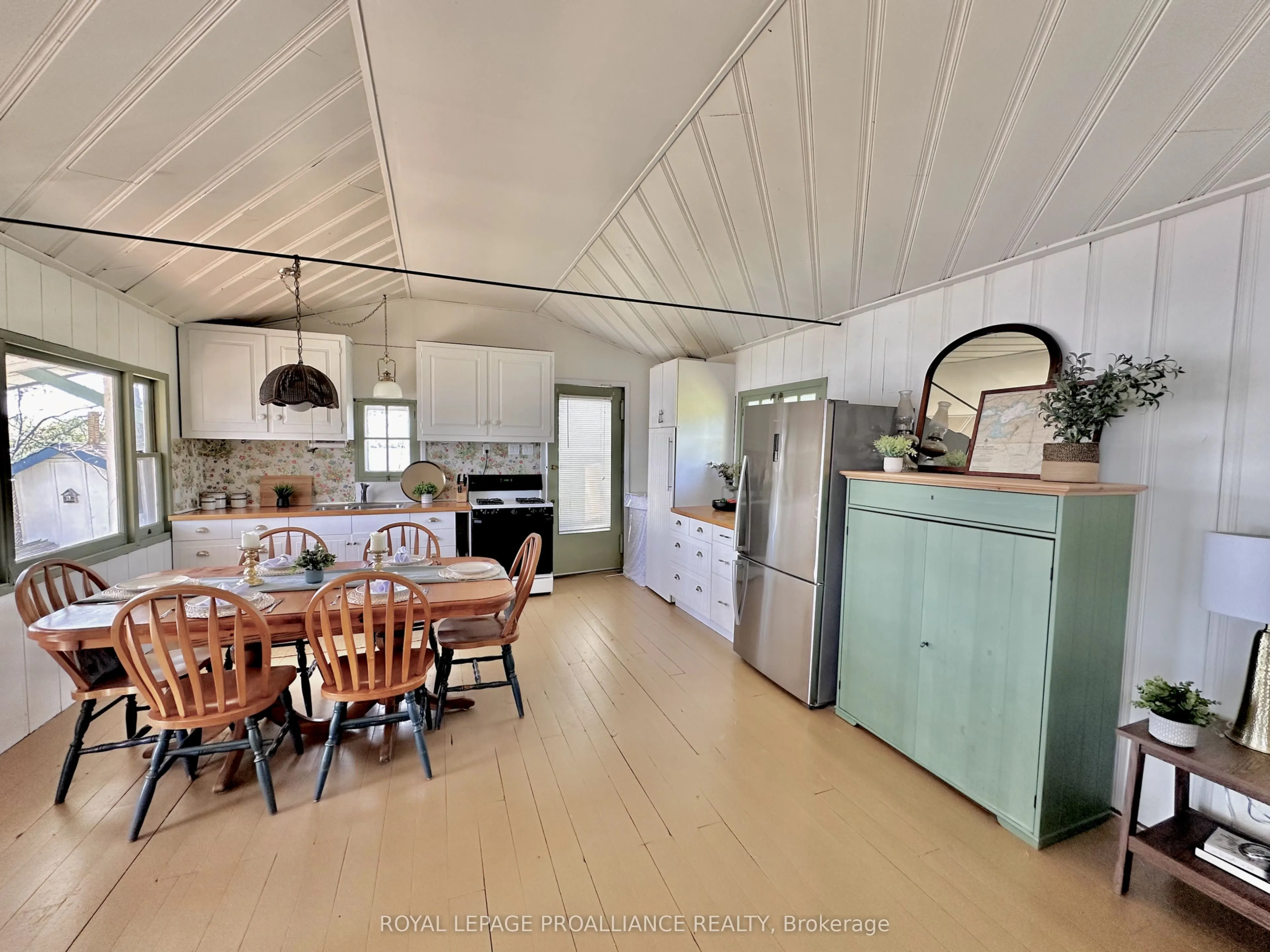 32 Quinte View Road