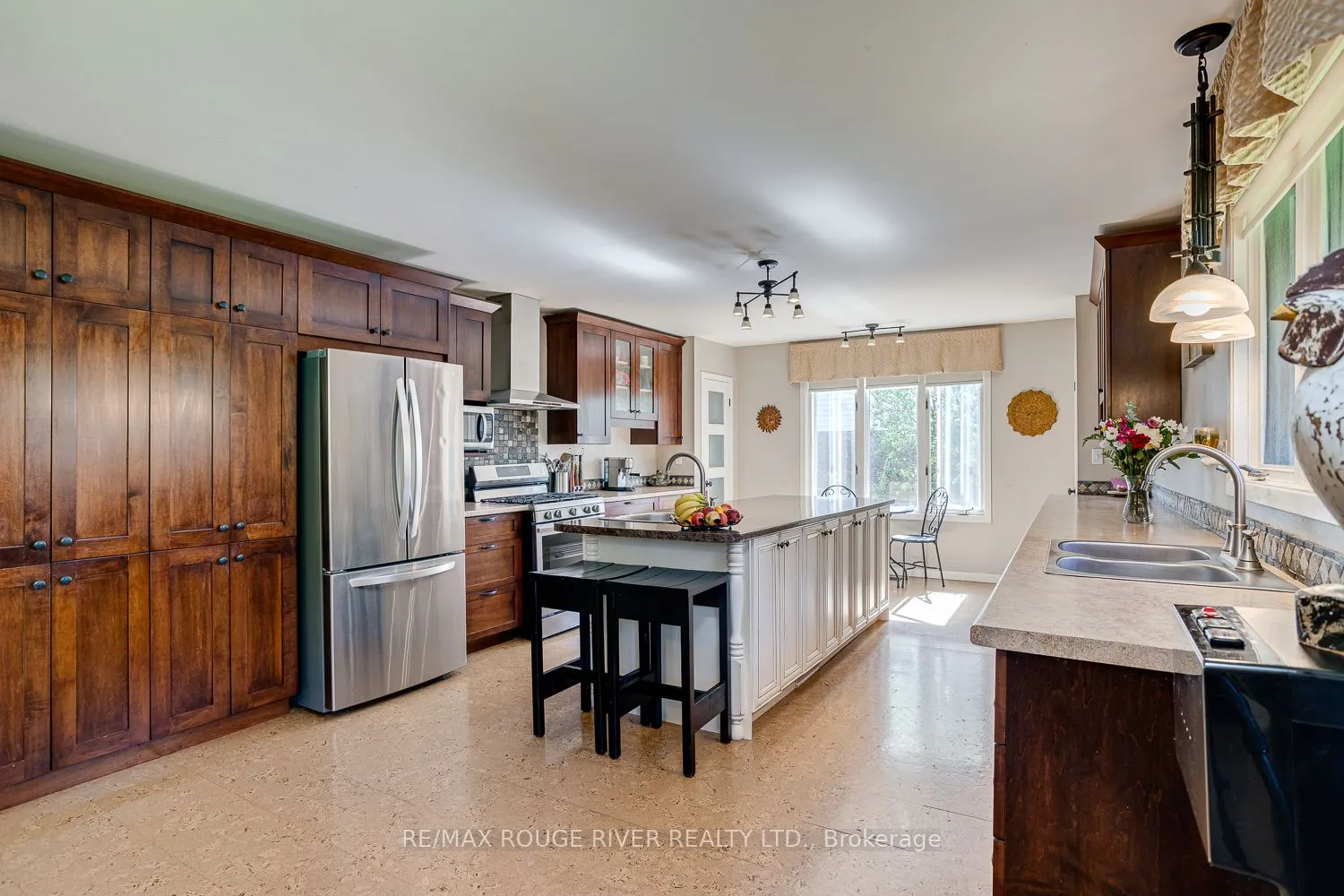 10 Lakeview Heights