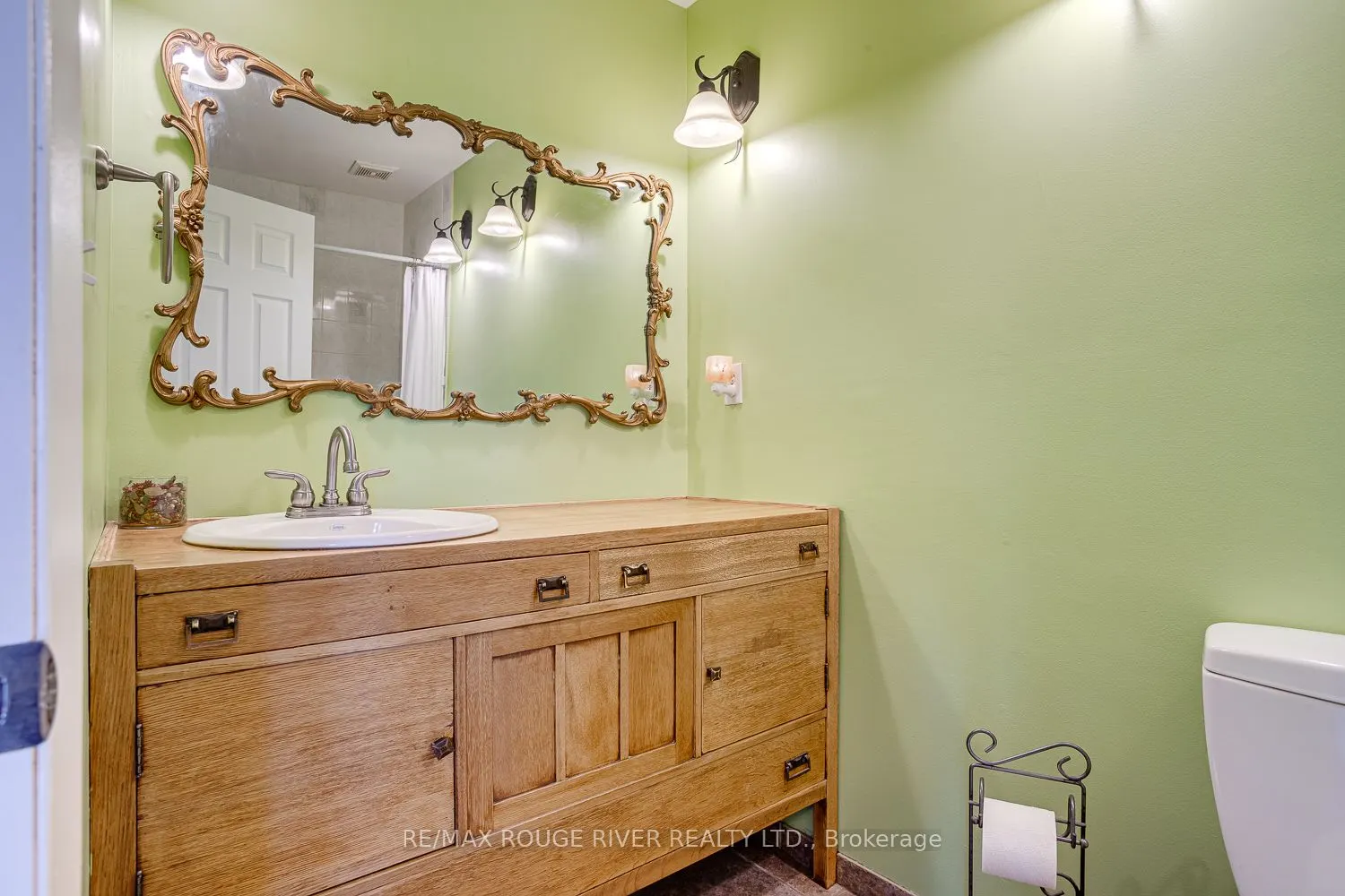 10 Lakeview Heights