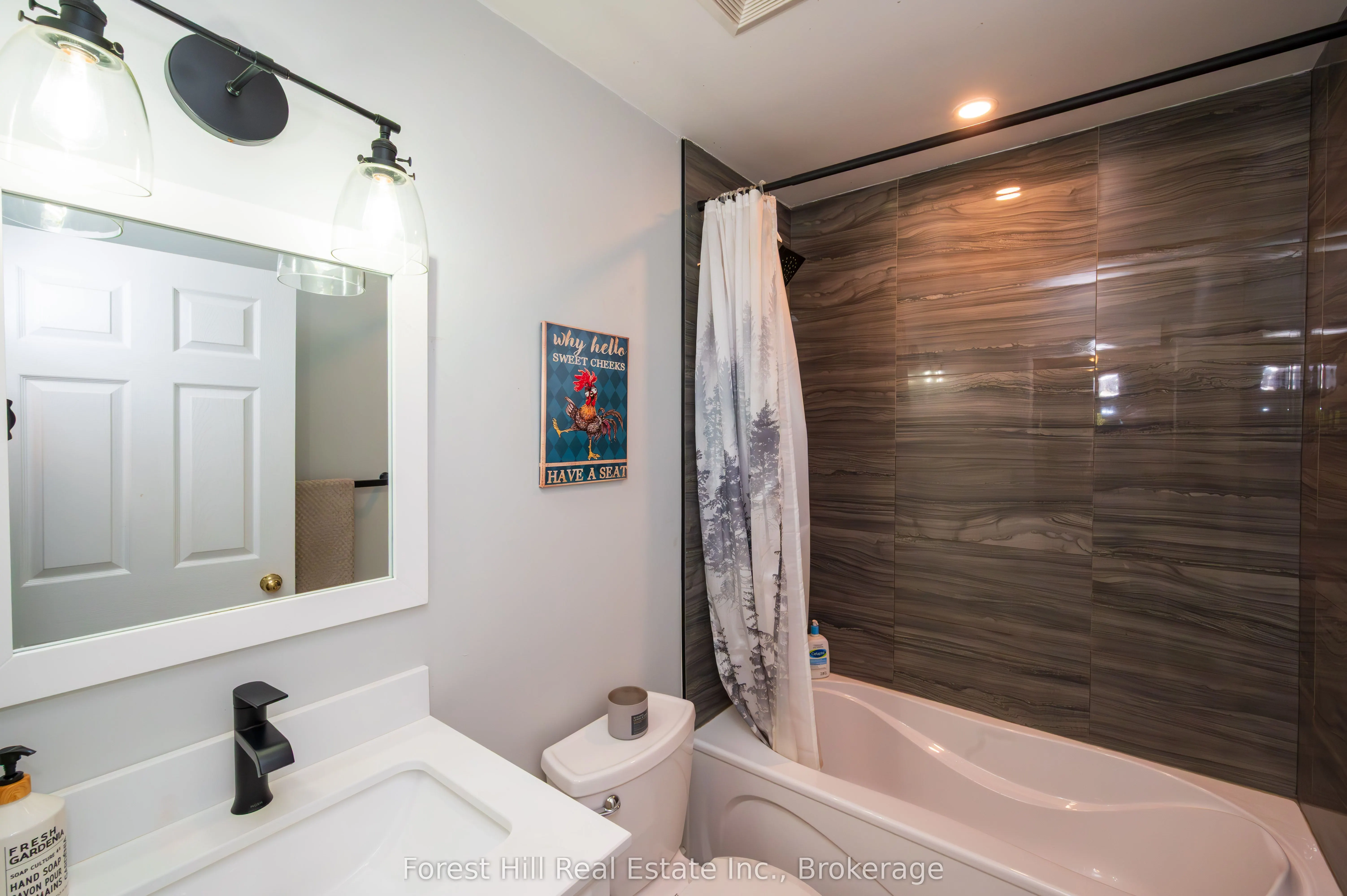 917 Portage Road
