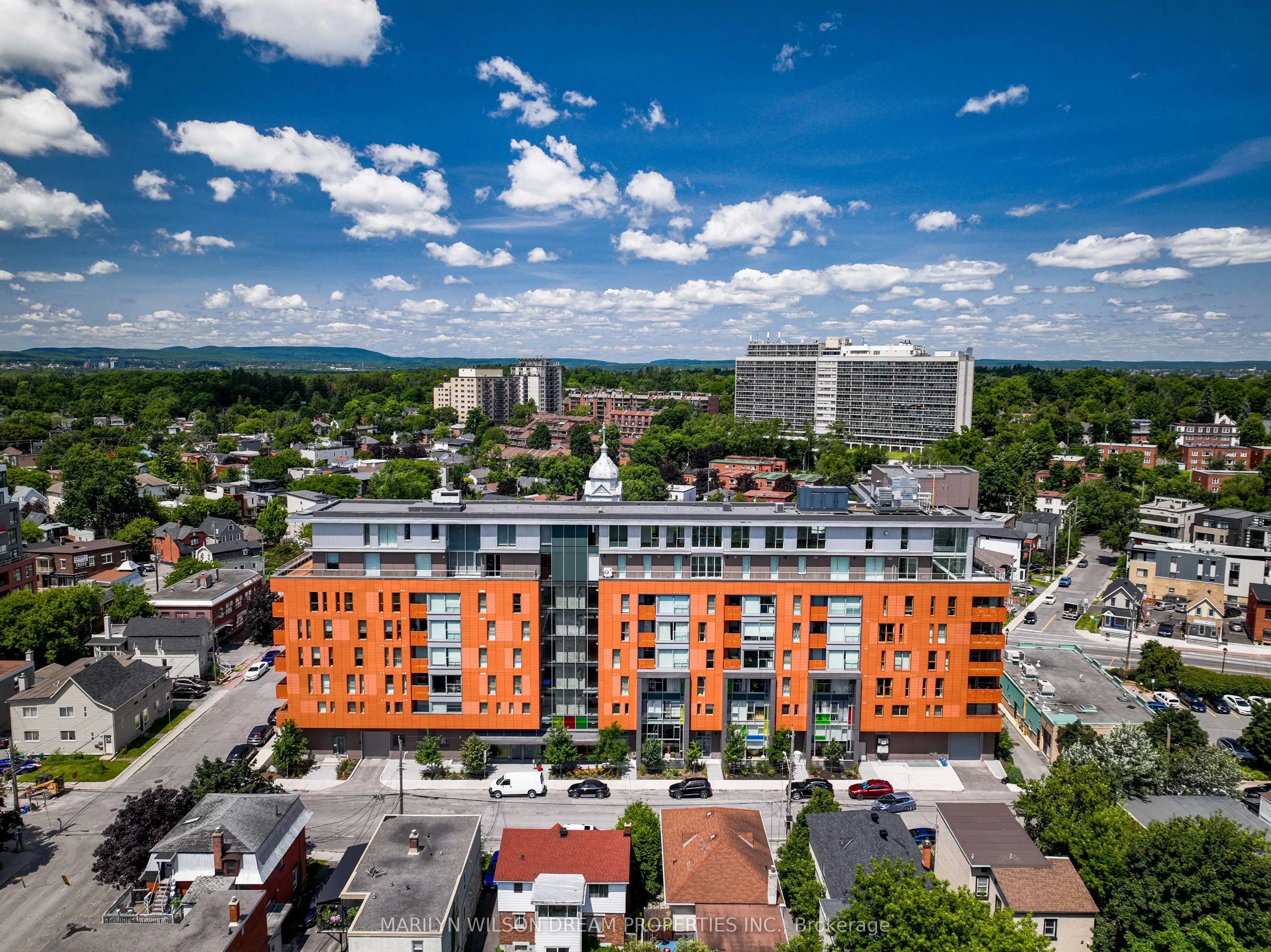 135 Barrette Street, #601