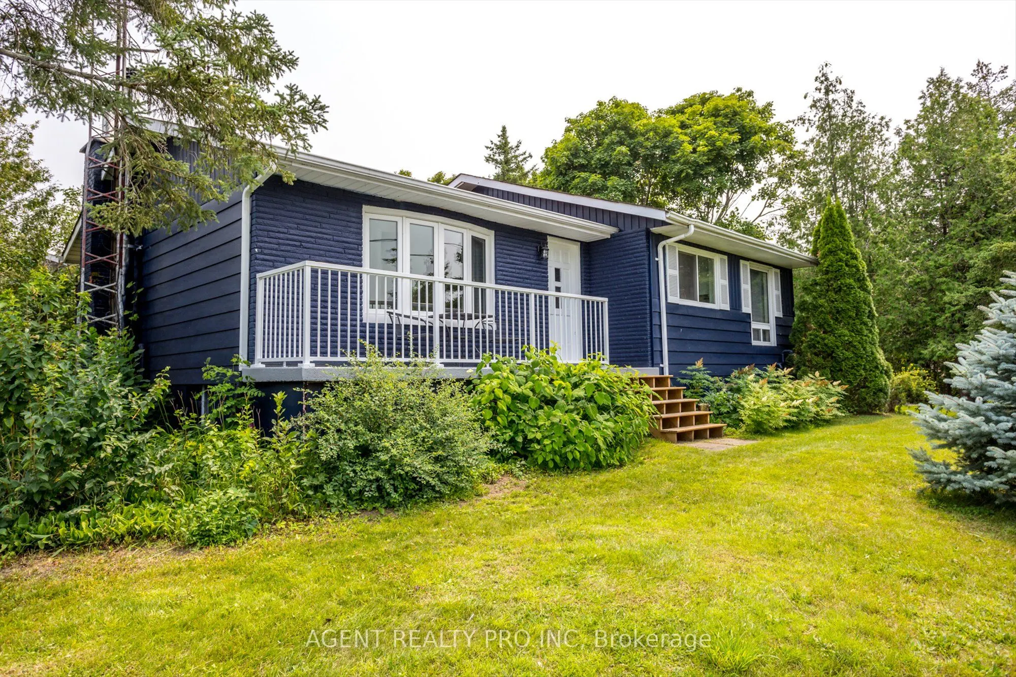 21 Oriole Road