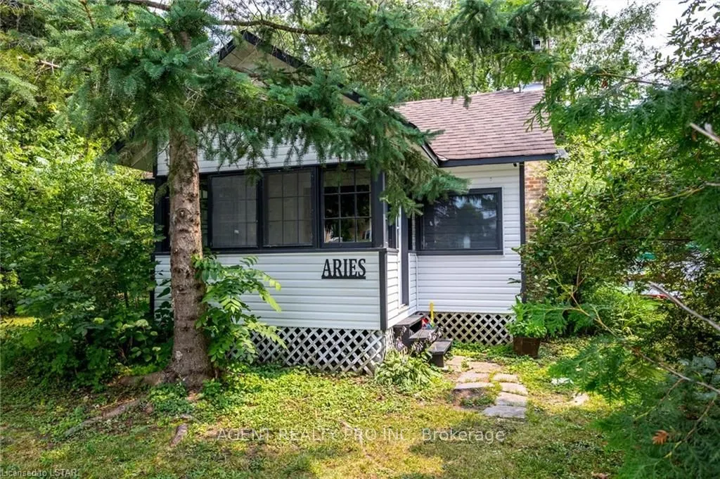 21 Oriole Road