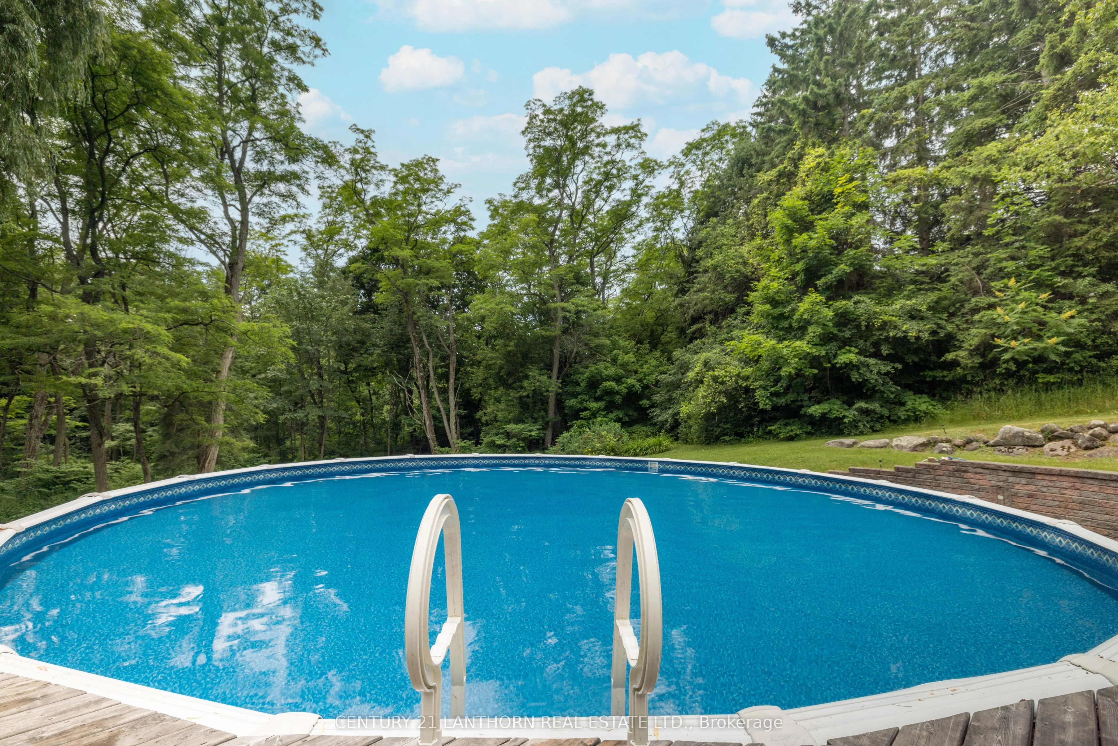 114 Bullis Road